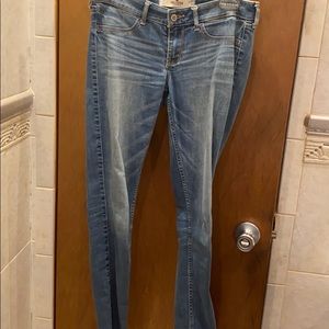 Hollister skinny jeans